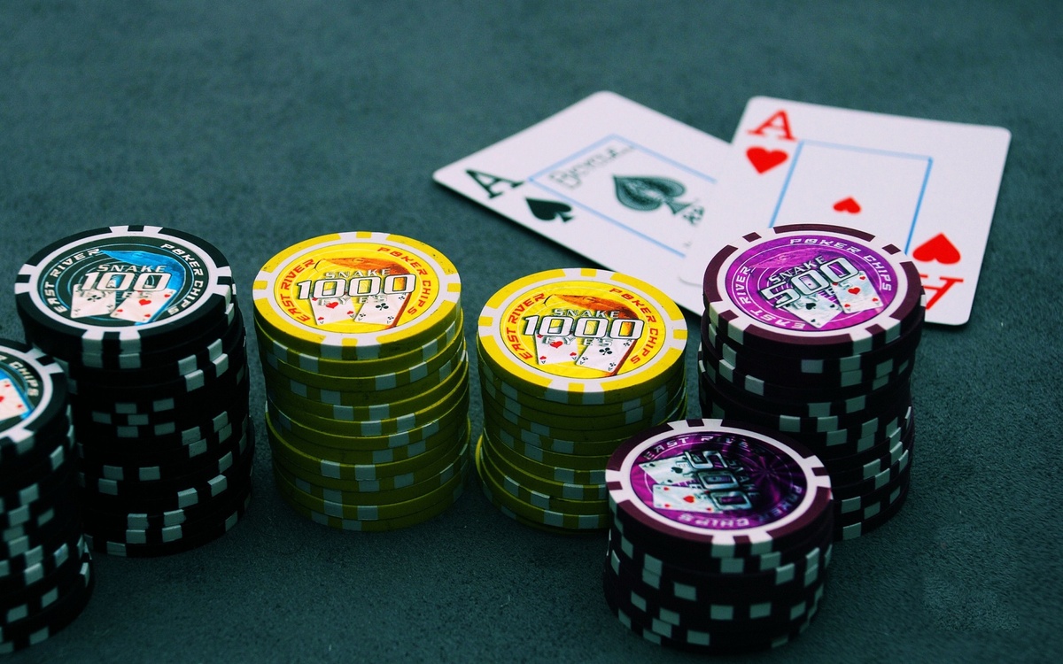 Sandia Casino کھلاڑیوں کے لیے لائیو کیسینو سیکشن